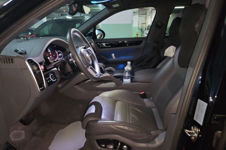 Used Porsche Cayenne 2018 Cayenne 3.0T Left Front Seat
