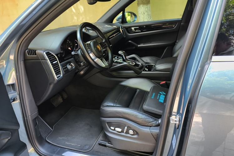 Used Porsche Cayenne 2018 Cayenne 3.0T Left Front Seat
