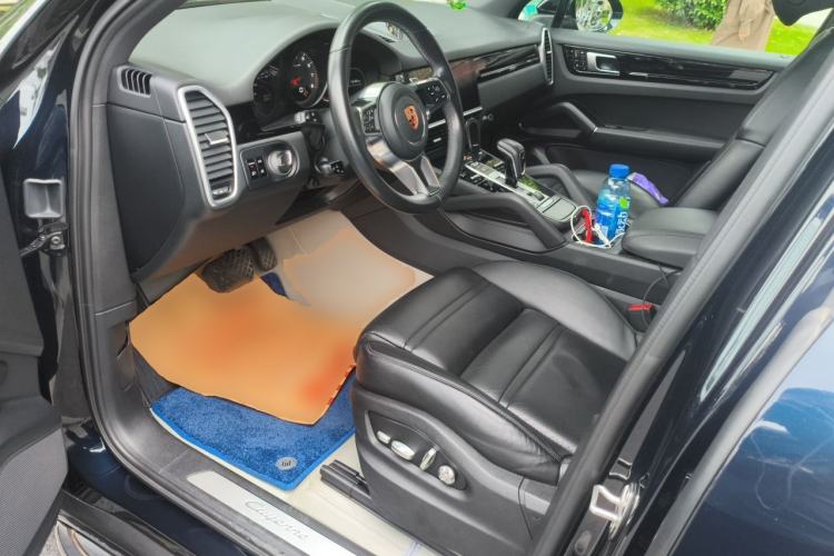 Used Porsche Cayenne 2018 Cayenne 3.0T Left Front Seat