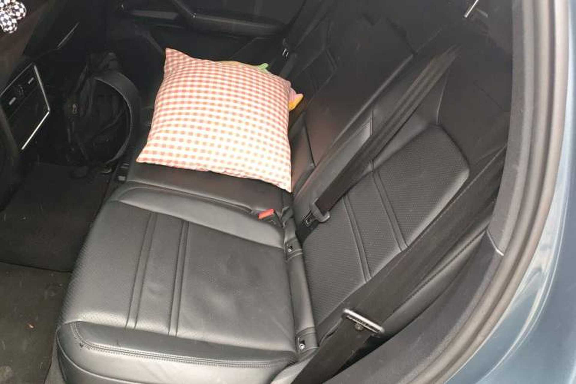 Used Porsche Cayenne 2018 Cayenne 3.0T Left Rear Seat