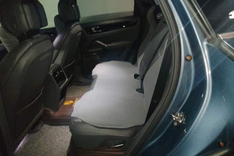 Used Porsche Cayenne 2018 Cayenne 3.0T Left Rear Seat