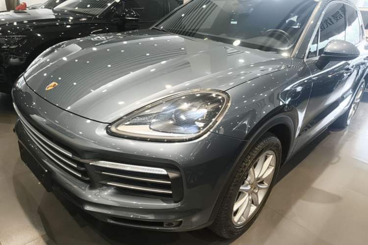 Used Porsche Cayenne 2018 Cayenne 3.0T Guazi used car, China used car export, Used car for sale, Used Porsche cars, Cheapest cars for sale