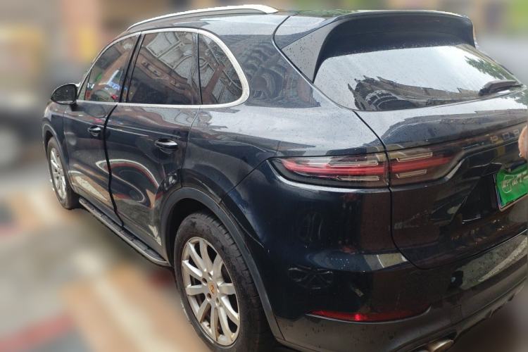 Used Porsche Cayenne 2018 Cayenne 3.0T Rear Left 45 Deg