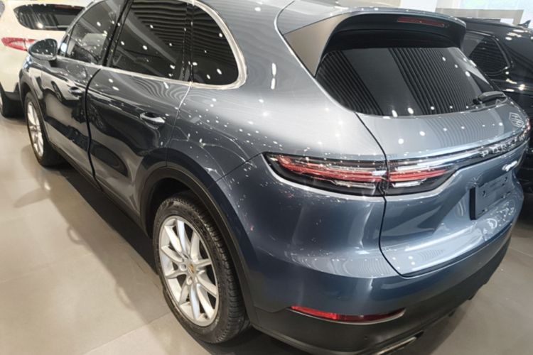 Used Porsche Cayenne 2018 Cayenne 3.0T Rear Left 45 Deg