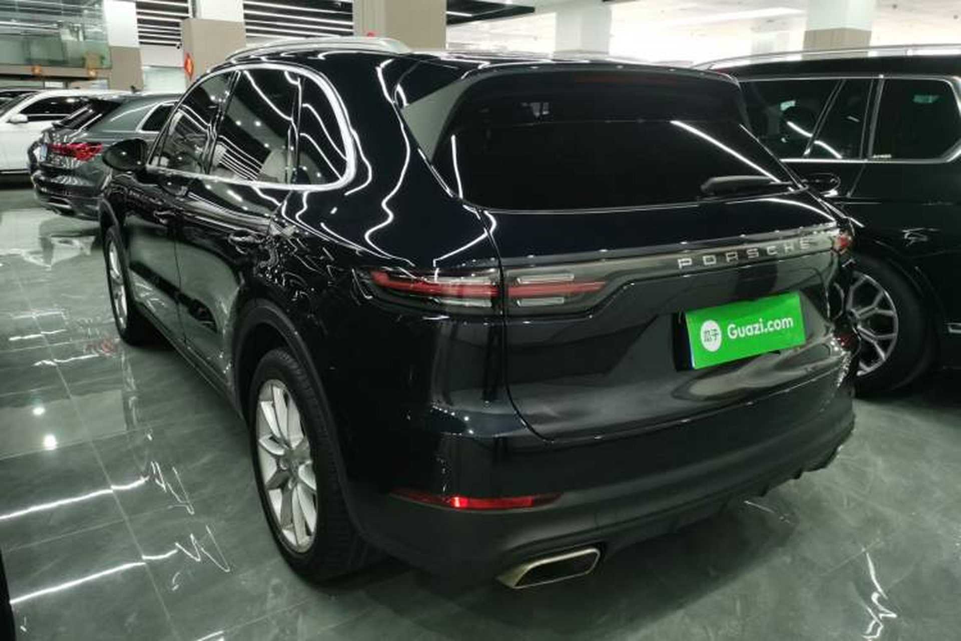 Used Porsche Cayenne 2018 Cayenne 3.0T Rear Left 45 Deg