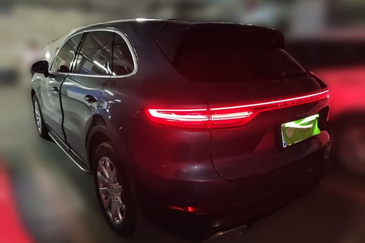 Used Porsche Cayenne 2018 Cayenne 3.0T Rear Left 45 Deg