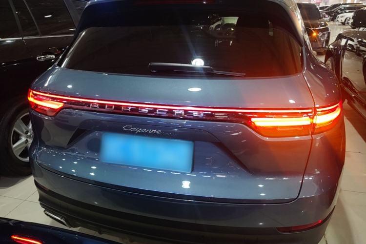 Used Porsche Cayenne 2018 Cayenne 3.0T Rear