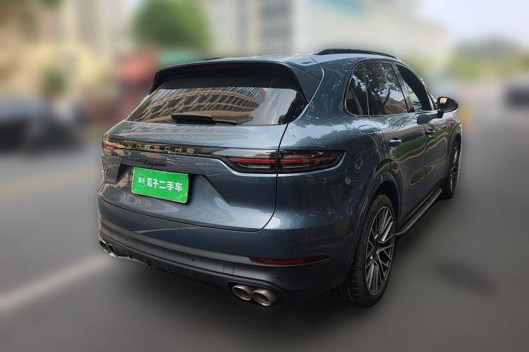 Used Porsche Cayenne 2018 Cayenne 3.0T Rear Right 45 Deg