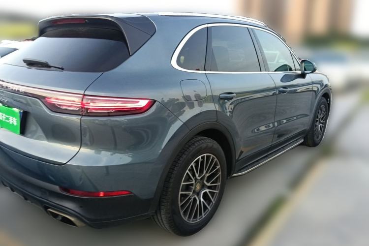 Used Porsche Cayenne 2018 Cayenne 3.0T Rear Right 45 Deg