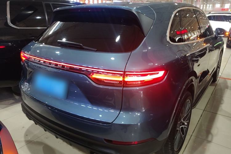 Used Porsche Cayenne 2018 Cayenne 3.0T Rear Right 45 Deg