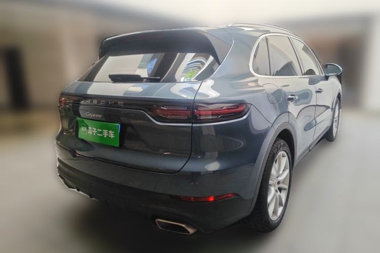Used Porsche Cayenne 2018 Cayenne 3.0T Rear Right 45 Deg