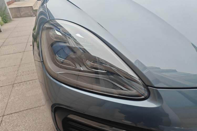 Used Porsche Cayenne 2018 Cayenne S 2.9T Right Front Headlight