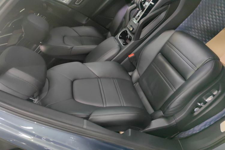 Used Porsche Cayenne 2018 Cayenne 3.0T Right Front Seat