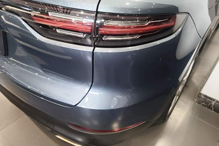 Used Porsche Cayenne 2018 Cayenne 3.0T Right Rear Taillight