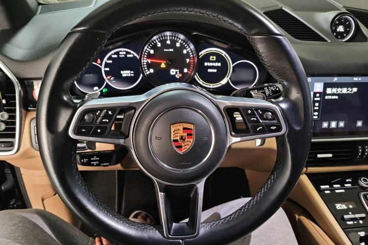 Used Porsche Cayenne 2018 Cayenne 3.0T Steering Wheel