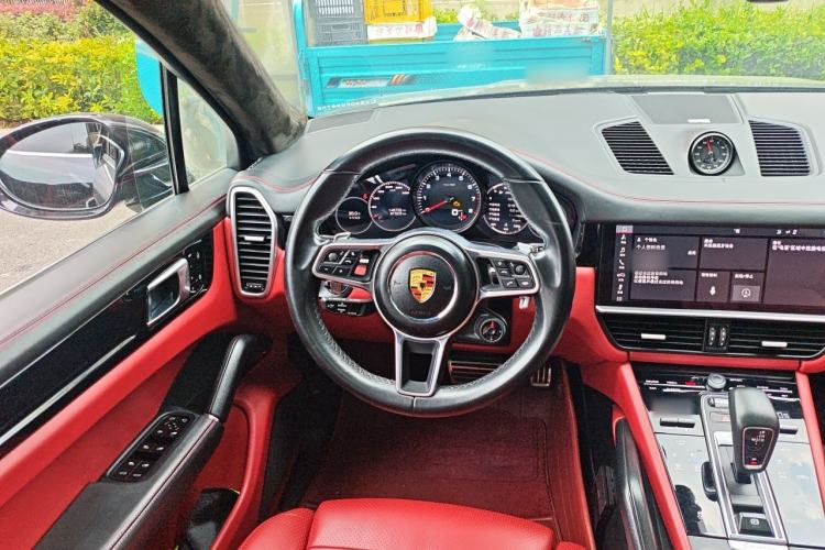 Used Porsche Cayenne 2018 Cayenne S 2.9T Steering Wheel