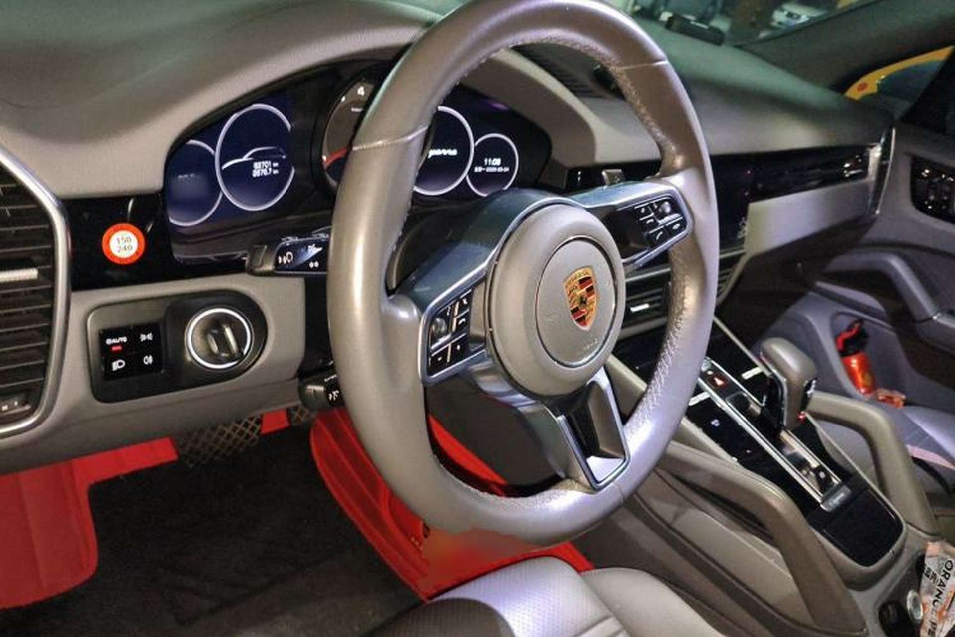 Used Porsche Cayenne 2018 Cayenne 3.0T Steering Wheel