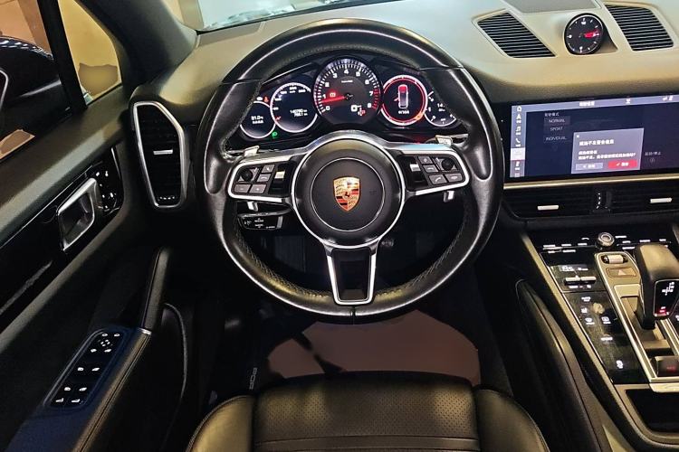 Used Porsche Cayenne 2018 3.0T Steering Wheel