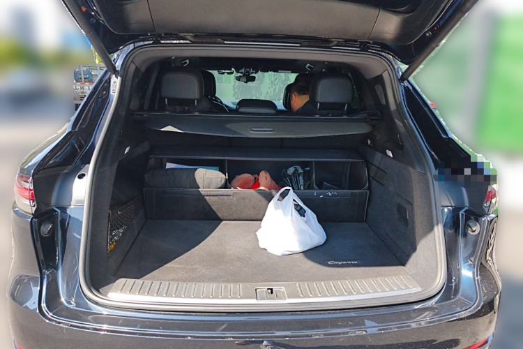 Used Porsche Cayenne 2018 Cayenne 3.0T Trunk