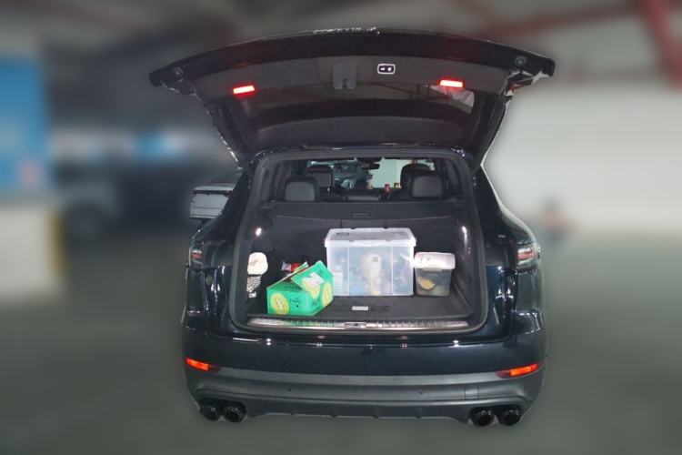 Used Porsche Cayenne 2018 Cayenne S 2.9T Trunk