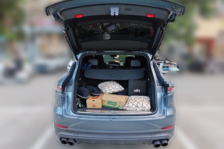 Used Porsche Cayenne 2018 Cayenne 3.0T Trunk