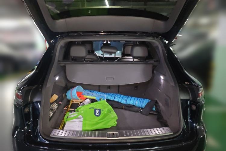 Used Porsche Cayenne 2018 Cayenne 3.0T Trunk