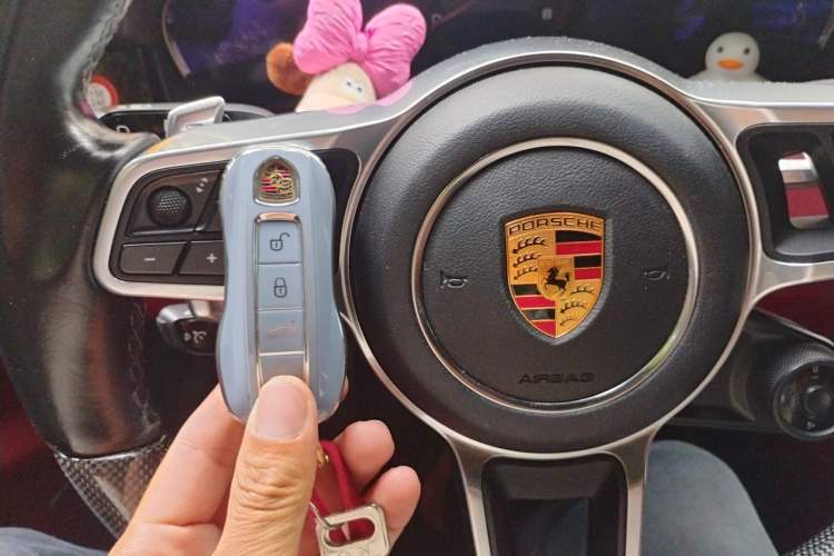 Used Porsche Cayenne 2018 Cayenne 3.0T Vehicle Key