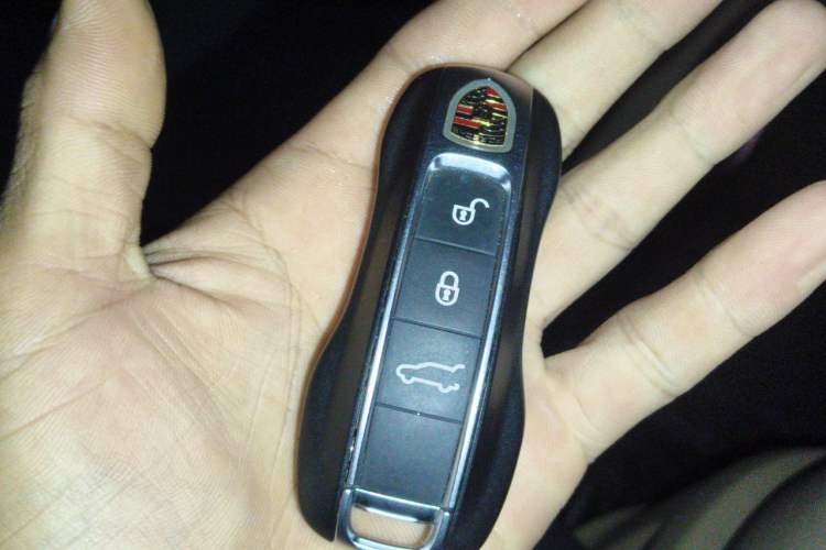 Used Porsche Cayenne 2018 Cayenne 3.0T Vehicle Key