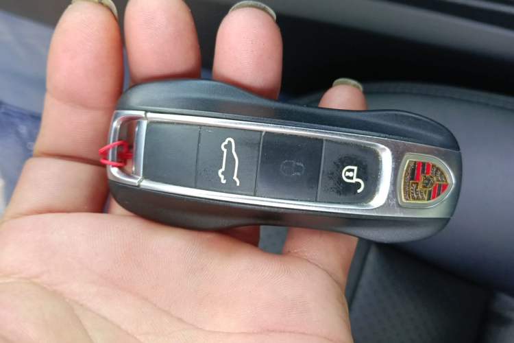 Used Porsche Cayenne 2018 Cayenne 3.0T Vehicle Key