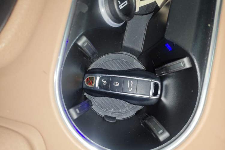 Used Porsche Cayenne 2018 Cayenne 3.0T Vehicle Key