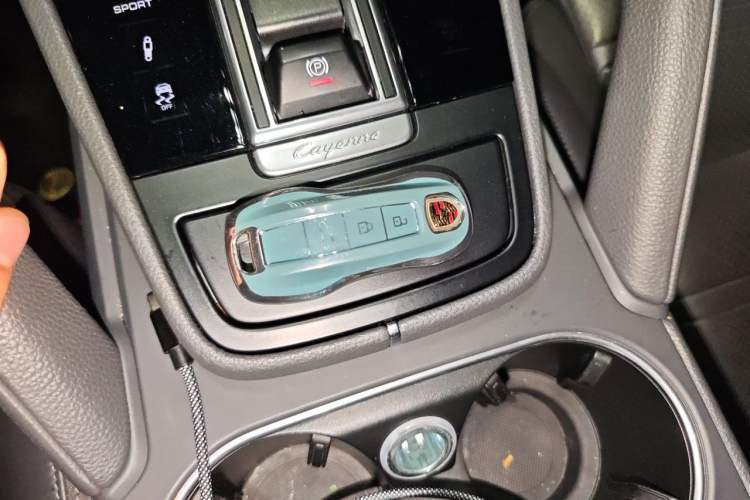 Used Porsche Cayenne 2018 Cayenne 3.0T Vehicle Key