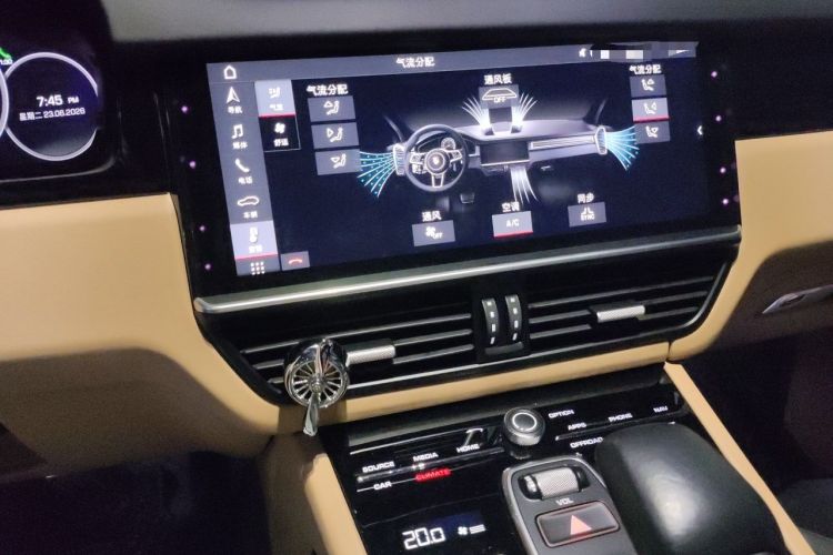 Used Porsche Cayenne 2018 Cayenne 3.0T Audio And AC Panel