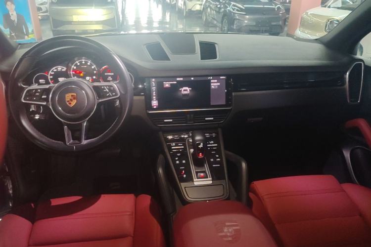 Used Porsche Cayenne 2018 Cayenne 3.0T Center Console