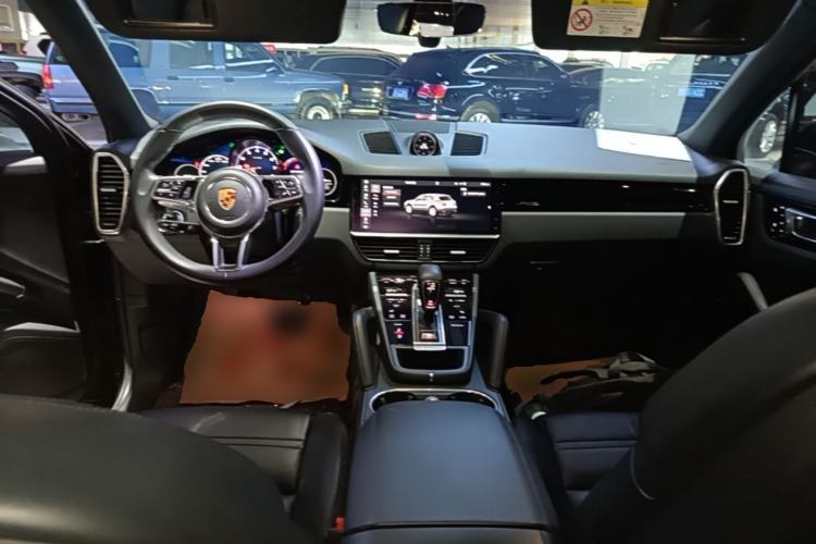 Used Porsche Cayenne 2018 Cayenne 3.0T Center Console