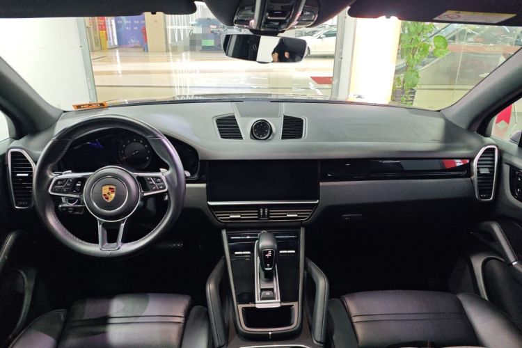 Used Porsche Cayenne 2018 Cayenne 3.0T Center Console
