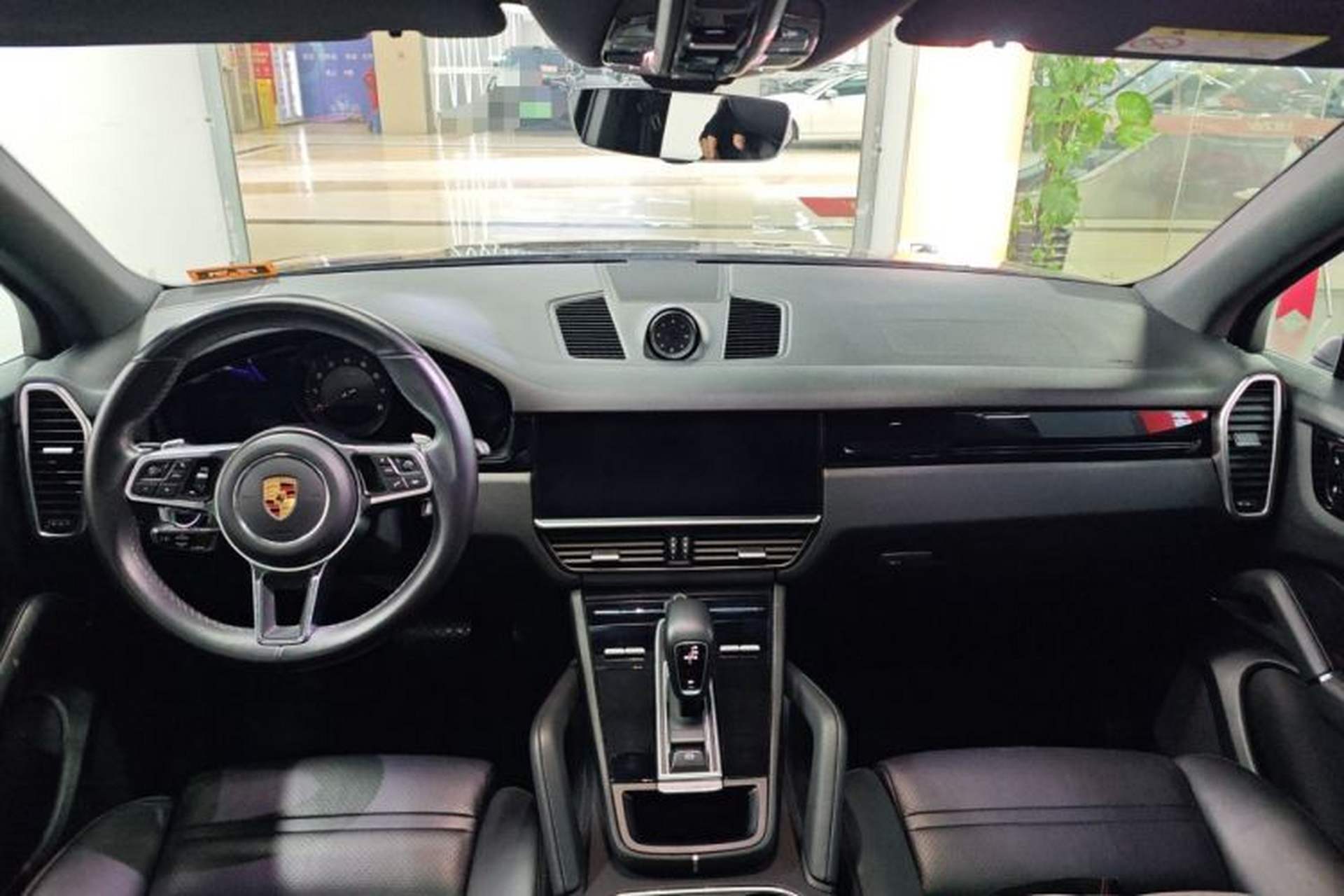 Used Porsche Cayenne 2018 Cayenne 3.0T Center Console