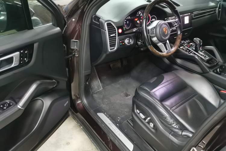 Used Porsche Cayenne 2018 Cayenne 3.0T Driver Seat