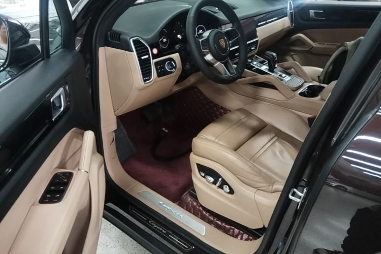 Used Porsche Cayenne 2018 Cayenne 3.0T Driver Seat