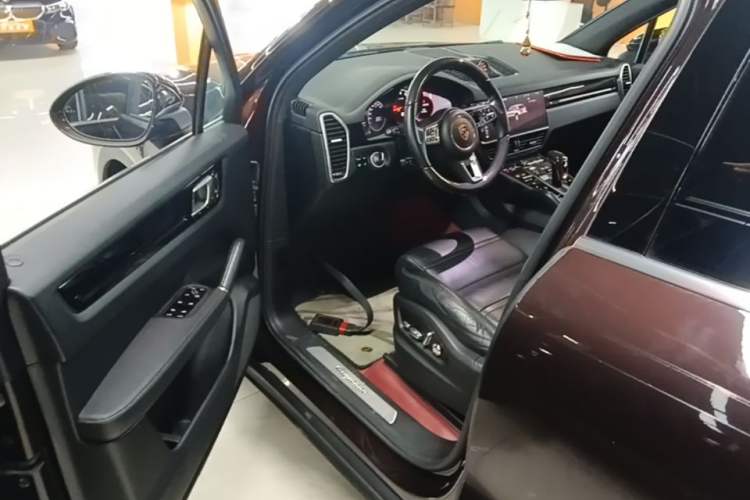 Used Porsche Cayenne 2018 Cayenne 3.0T Driver Seat
