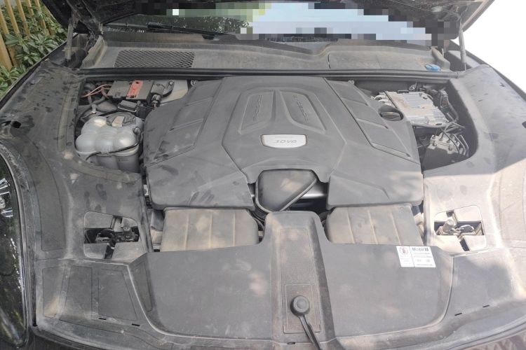 Used Porsche Cayenne 2018 Cayenne 3.0T Engine Bay