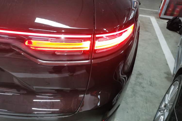 Used Porsche Cayenne 2018 Cayenne 3.0T Exterior 2