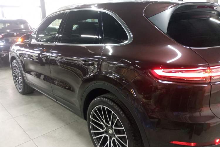 Used Porsche Cayenne 2018 Cayenne 3.0T Exterior 3