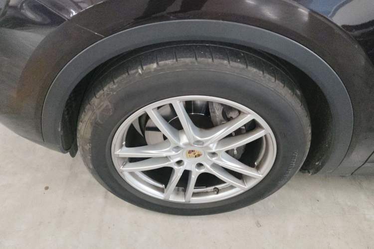 Used Porsche Cayenne 2018 Cayenne 3.0T Exterior 3