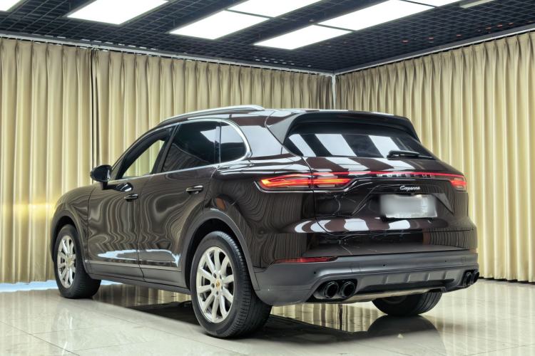 Used Porsche Cayenne 2018 Cayenne 3.0T Exterior 4