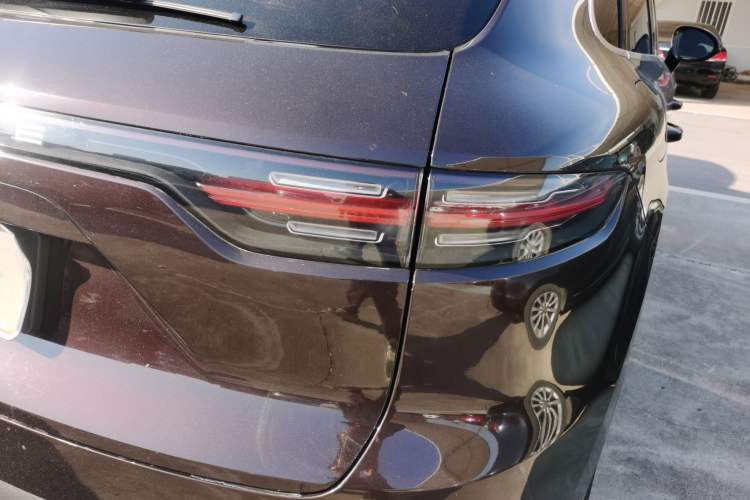 Used Porsche Cayenne 2018 Cayenne 3.0T Exterior 6