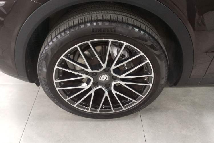 Used Porsche Cayenne 2018 Cayenne 3.0T Exterior 7
