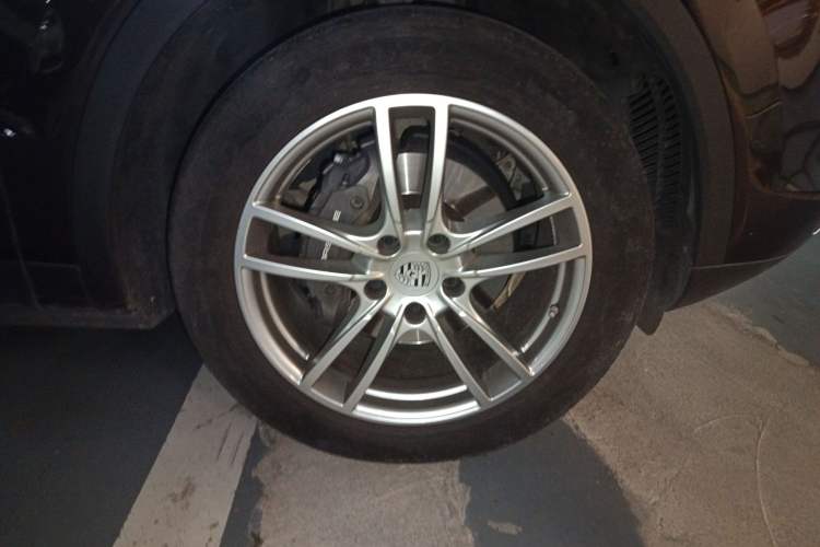 Used Porsche Cayenne 2018 Cayenne 3.0T Exterior 7
