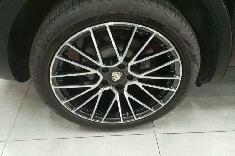 Used Porsche Cayenne 2018 Cayenne 3.0T Exterior 8