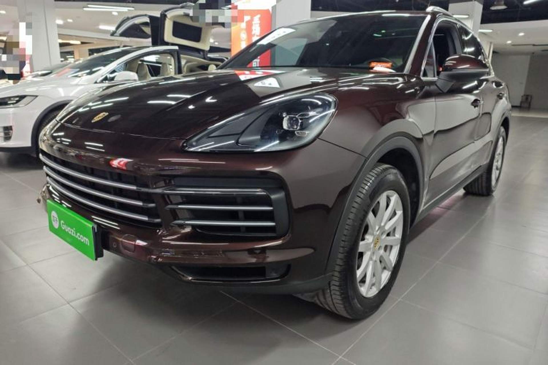 Used Porsche Cayenne 2018 Cayenne 3.0T Front Left 45 Deg