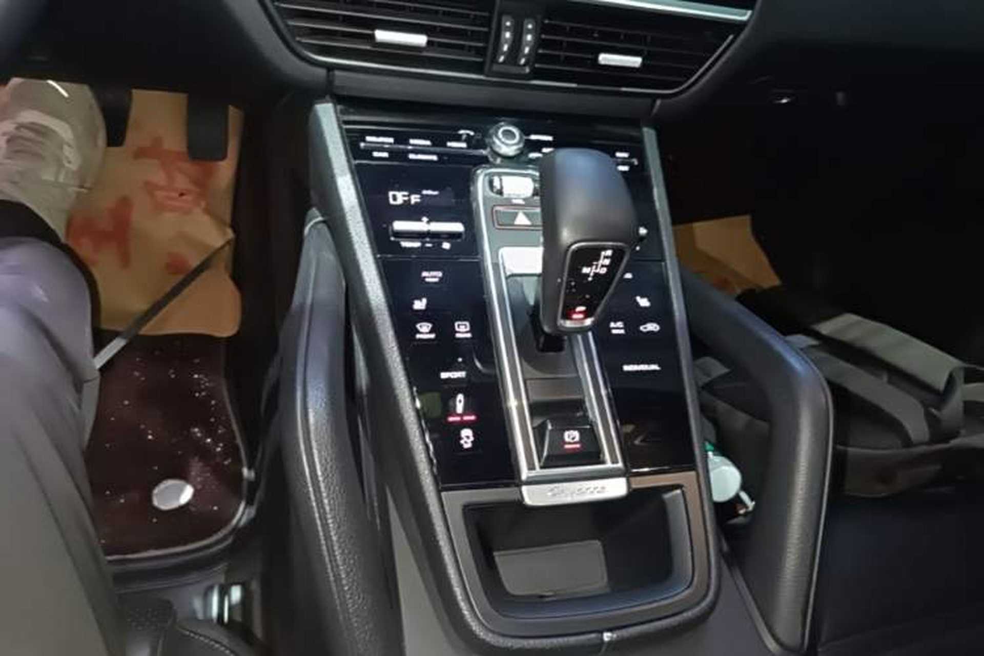 Used Porsche Cayenne 2018 Cayenne 3.0T Gear Lever